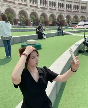 难得一见的学生妹子