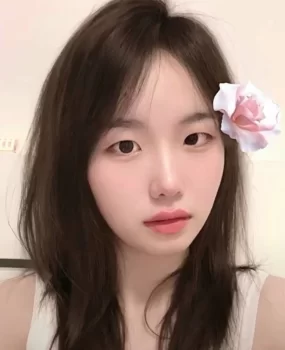 海港区粉嫩一线天