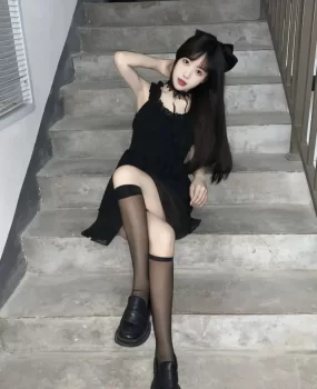 00后纯情小嫩妹兼职上门